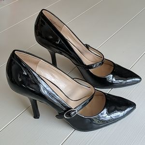 Nine West Black Mary Jane Heels
